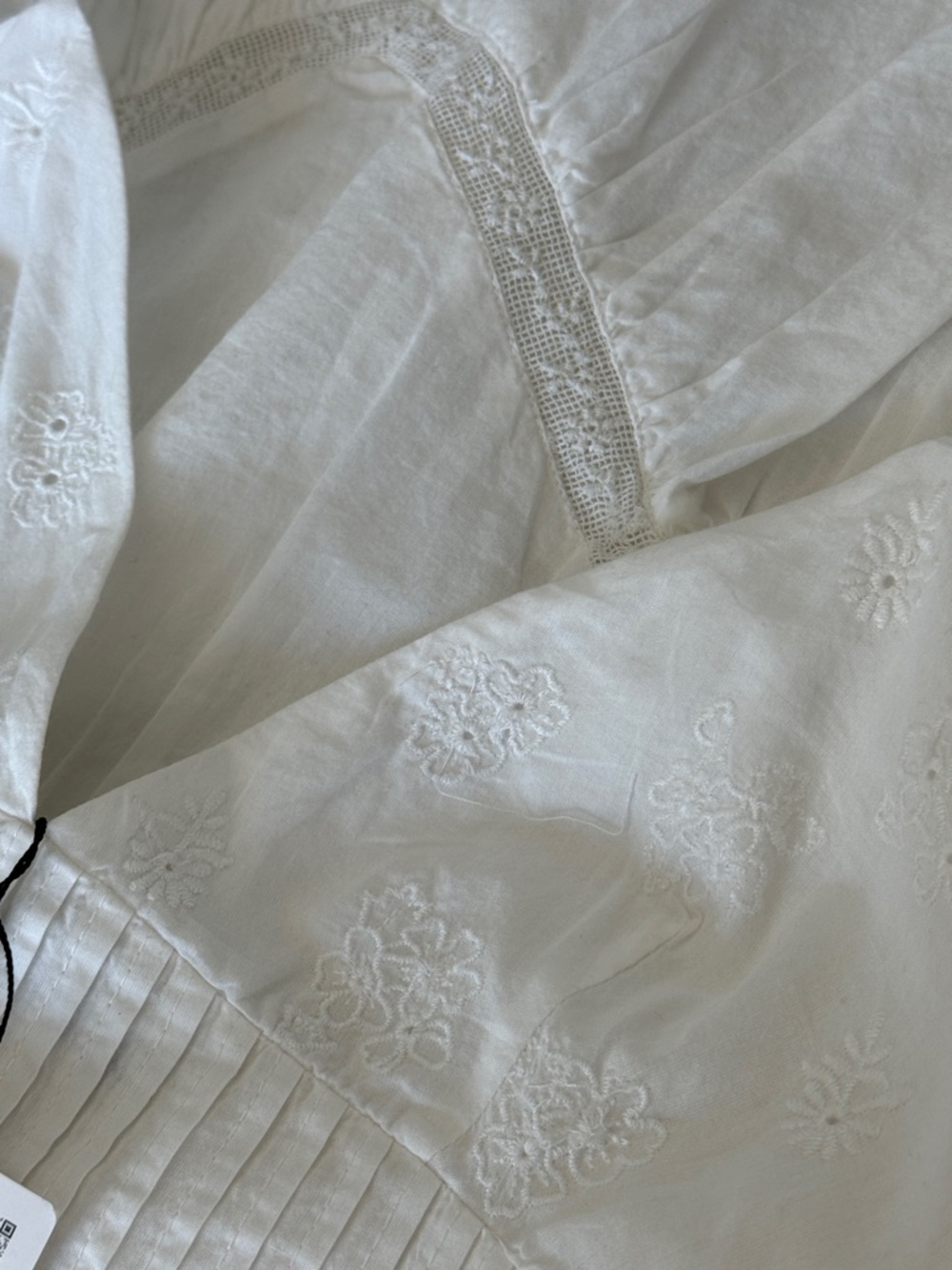 Elegant White Eyelet Cotton Bralette Dress - Picture 2 of 4